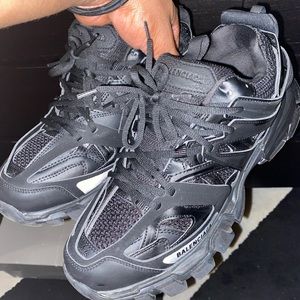 Balenciaga Track Triple Black